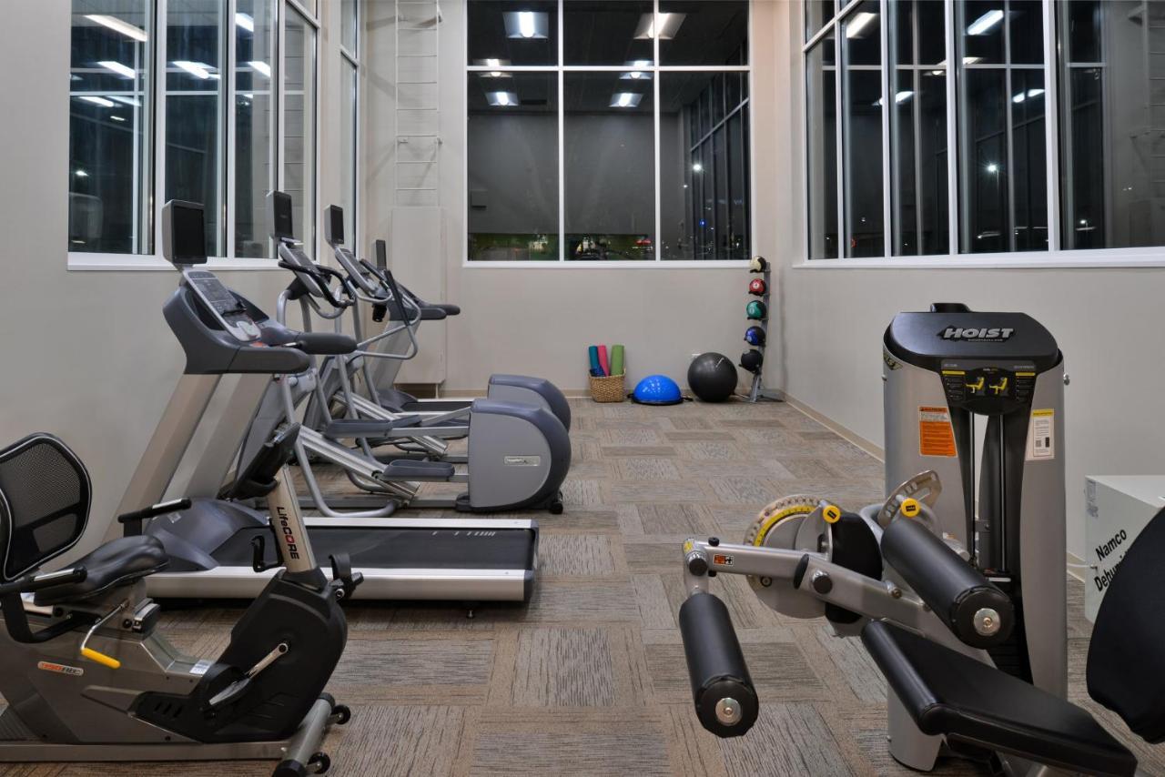 Holiday Inn Hotel & Suites Overland Park-Convention Center By Ihg Eksteriør bilde