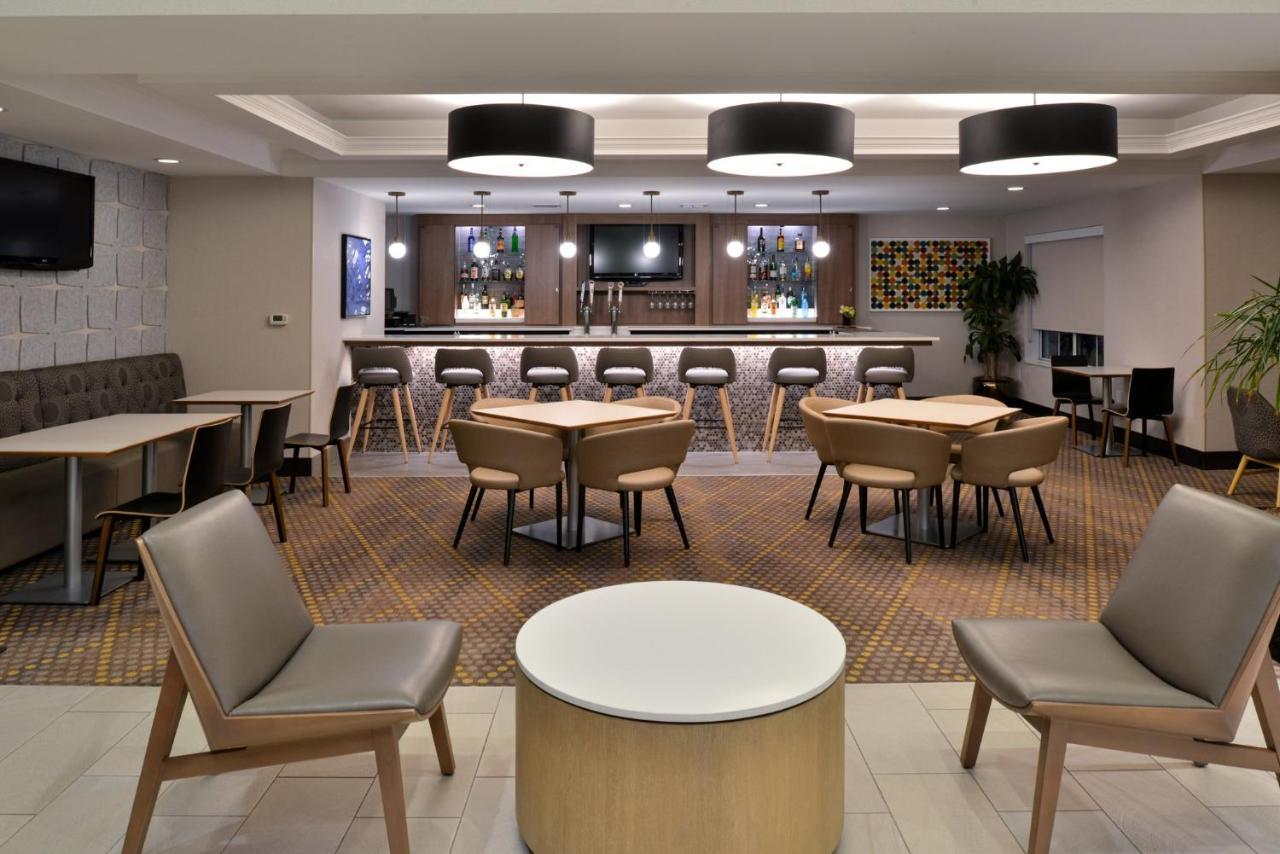 Holiday Inn Hotel & Suites Overland Park-Convention Center By Ihg Eksteriør bilde