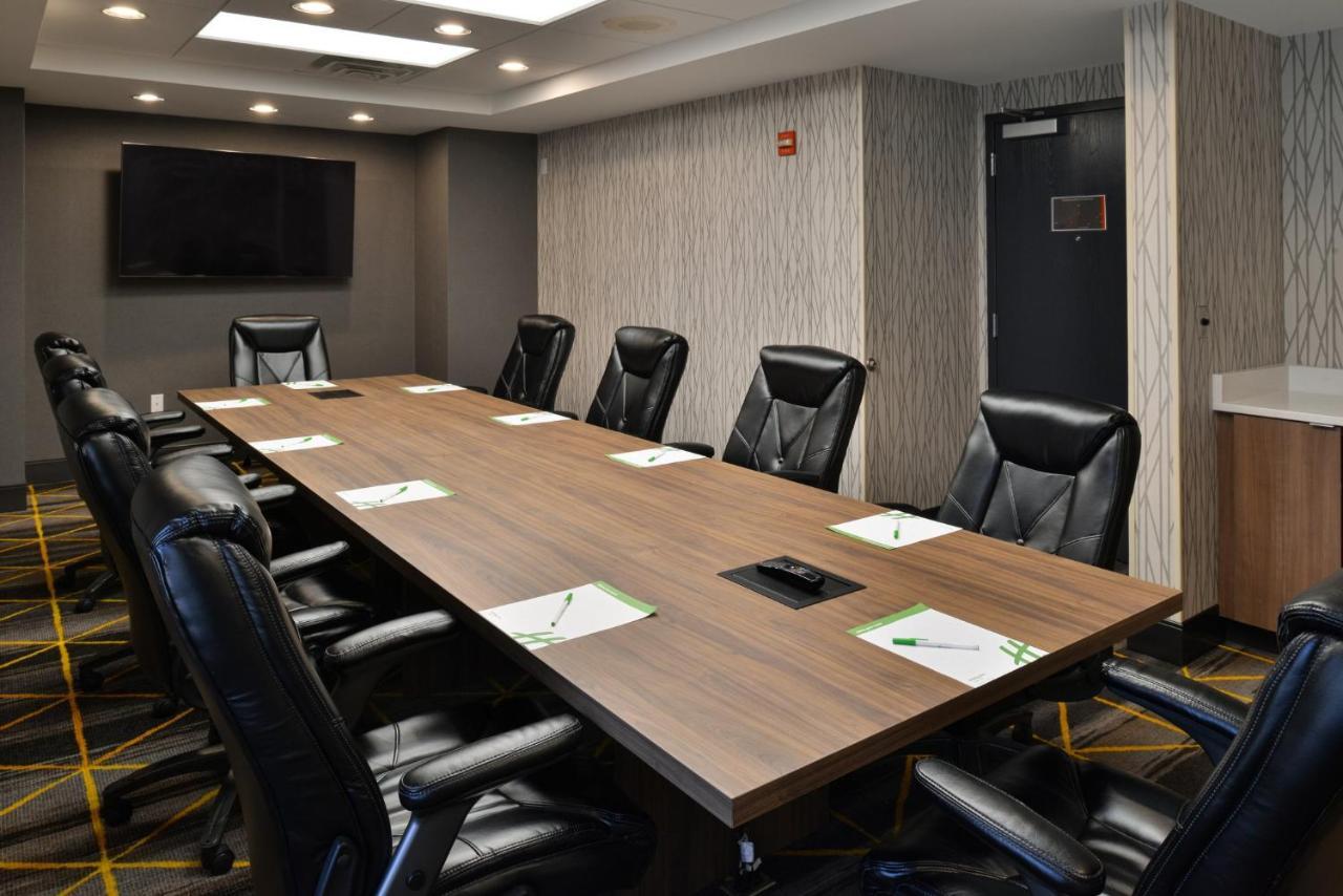 Holiday Inn Hotel & Suites Overland Park-Convention Center By Ihg Eksteriør bilde