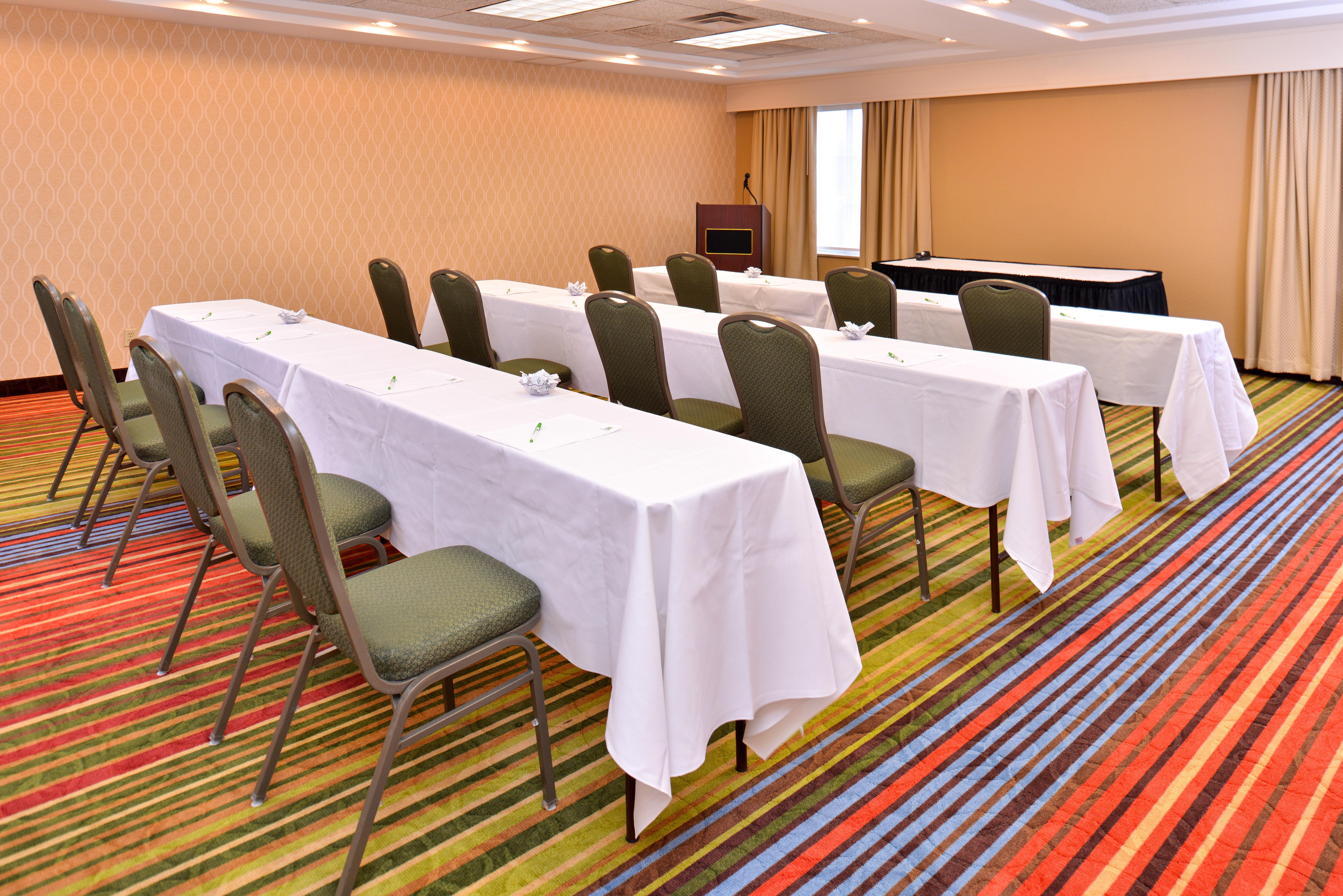 Holiday Inn Hotel & Suites Overland Park-Convention Center By Ihg Eksteriør bilde