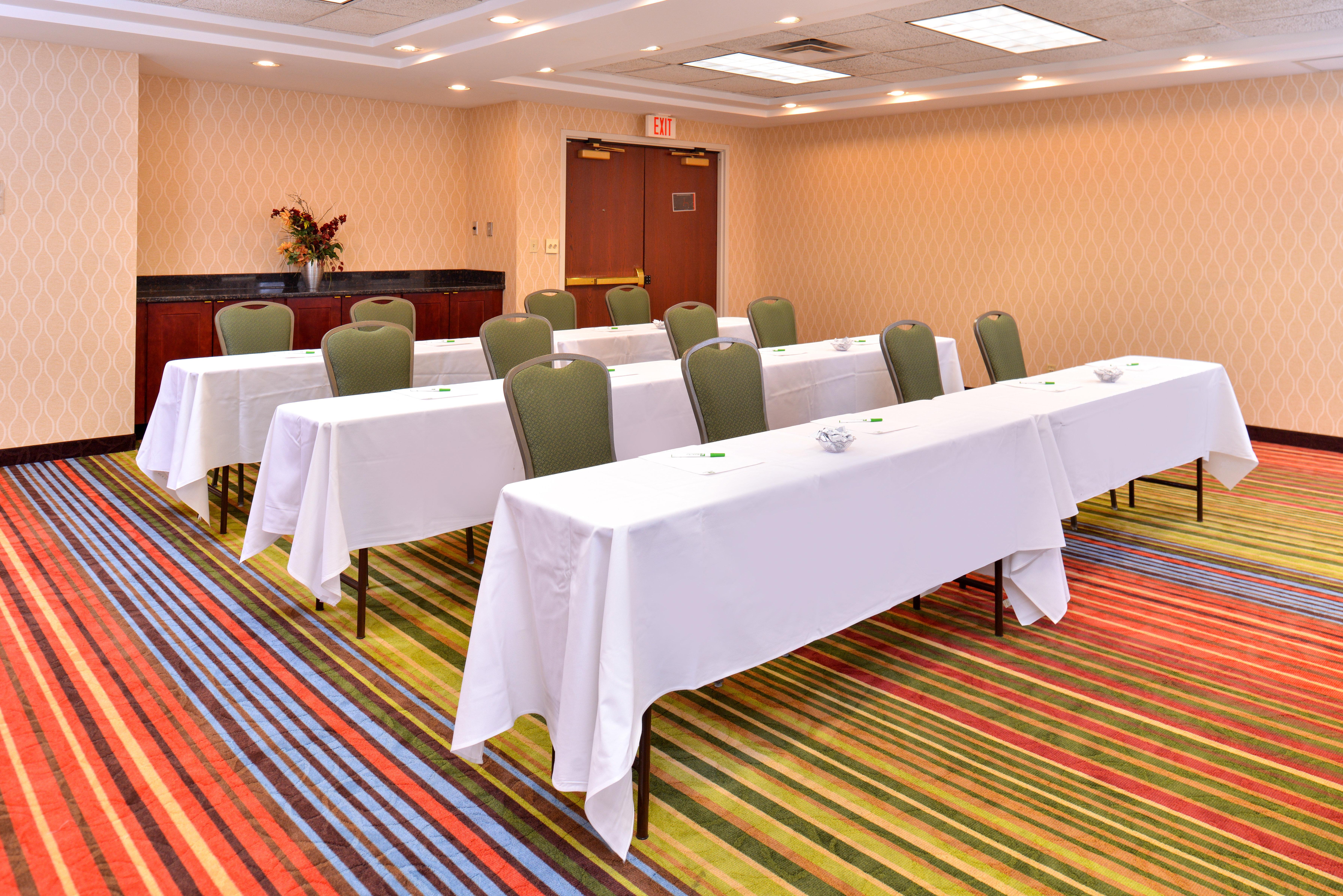 Holiday Inn Hotel & Suites Overland Park-Convention Center By Ihg Eksteriør bilde
